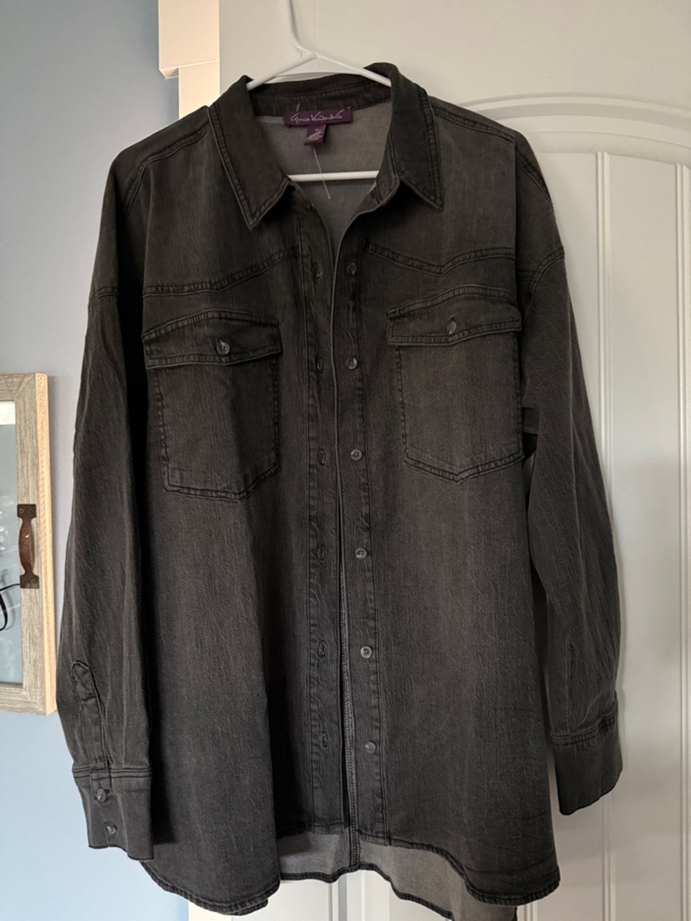 Gloria Vanderbilt Black Button-Down Shirt Jacket